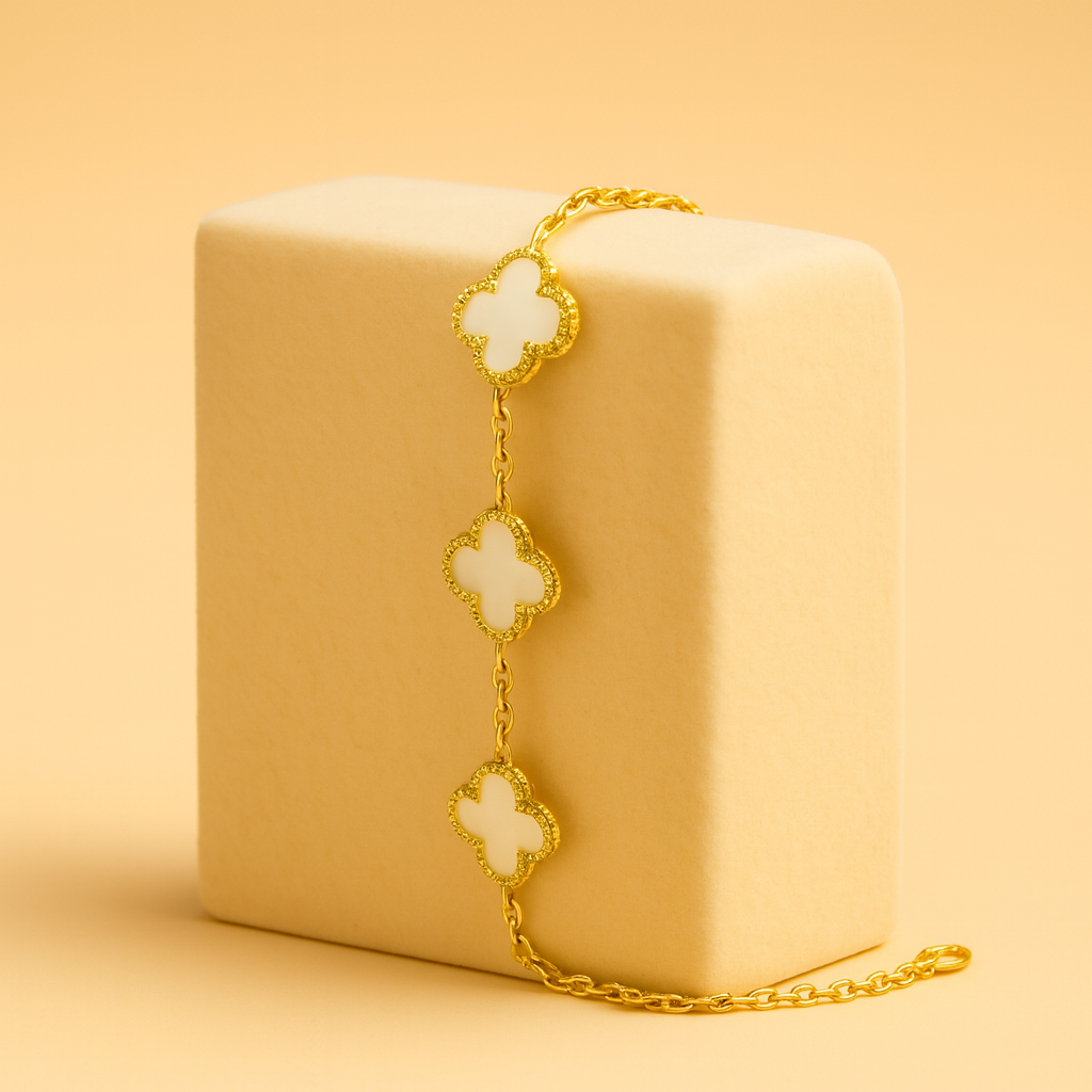 Elegant Clover Mother-of-Pearl Gold Bracelet