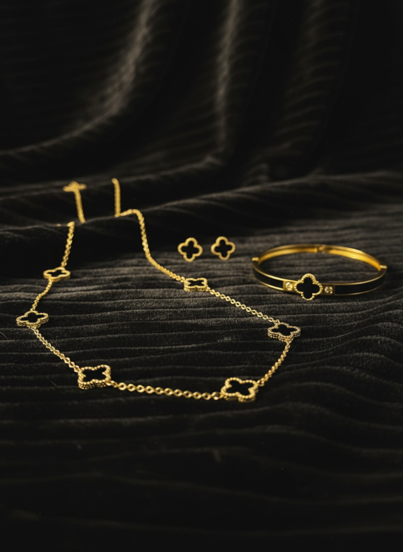 ✨ The Eternal Clover Set: Necklace, Bracelet & Earrings Combo | Special Offer!