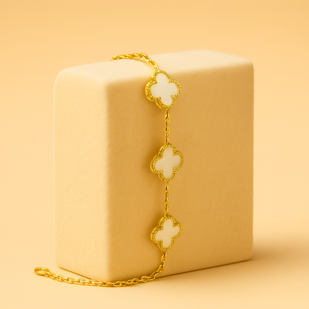 Elegant Clover Mother-of-Pearl Gold Bracelet