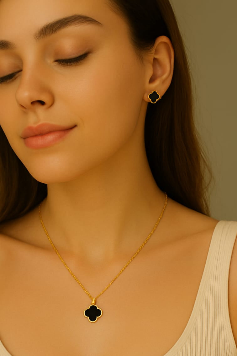 Elegant Clover Necklace & Stud Earrings Set