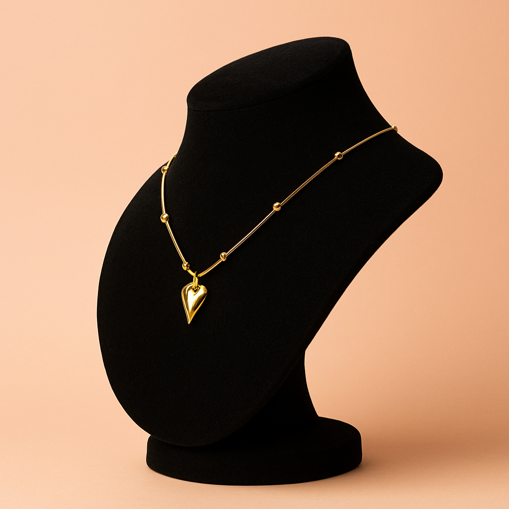 Classic Gold Heart Pendant Necklace Minimal Elegance