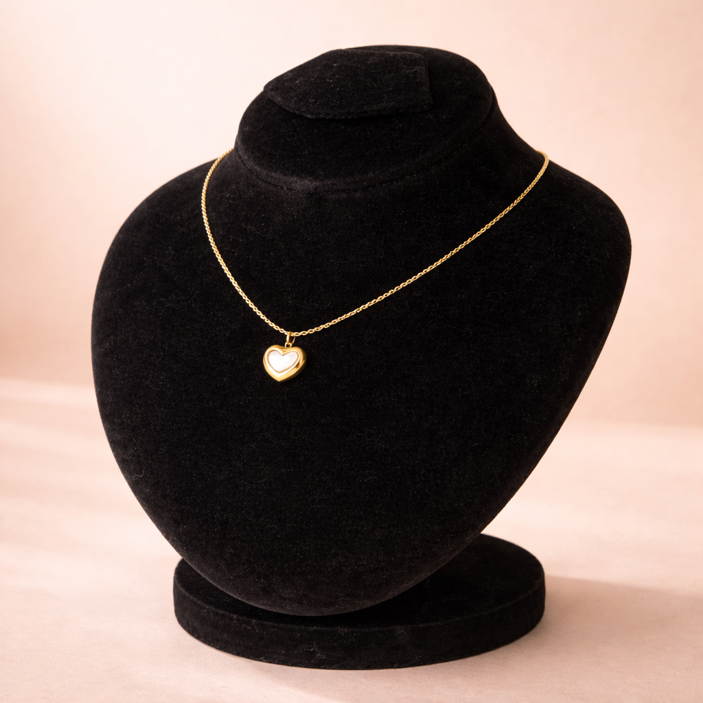 Elegant Heart Pendant Necklace – A Symbol of Love