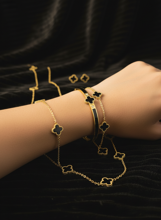 ✨ The Eternal Clover Set: Necklace, Bracelet & Earrings Combo | Special Offer!