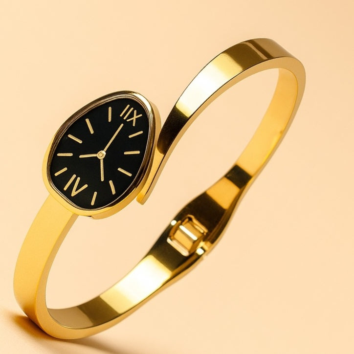 Elegant Gold Bracelet Watch – Modern Minimal Luxury