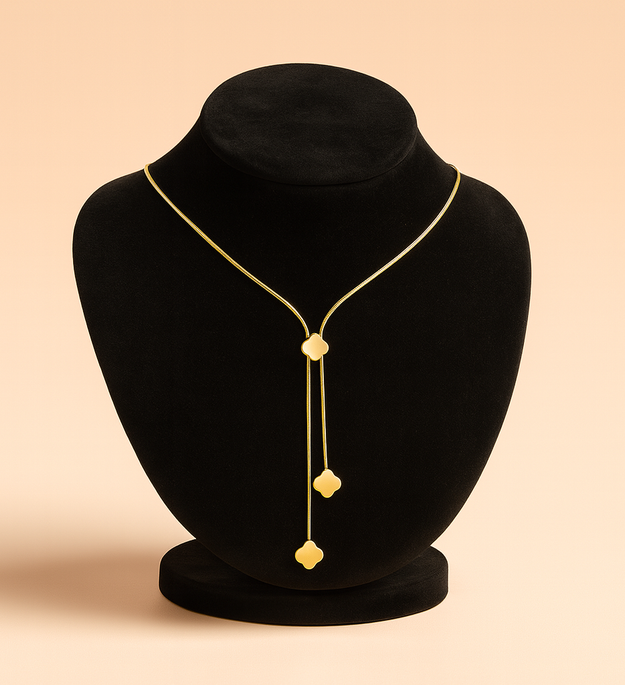 Elegant Gold Clover Pendant Necklace – Minimal Y-Style Design