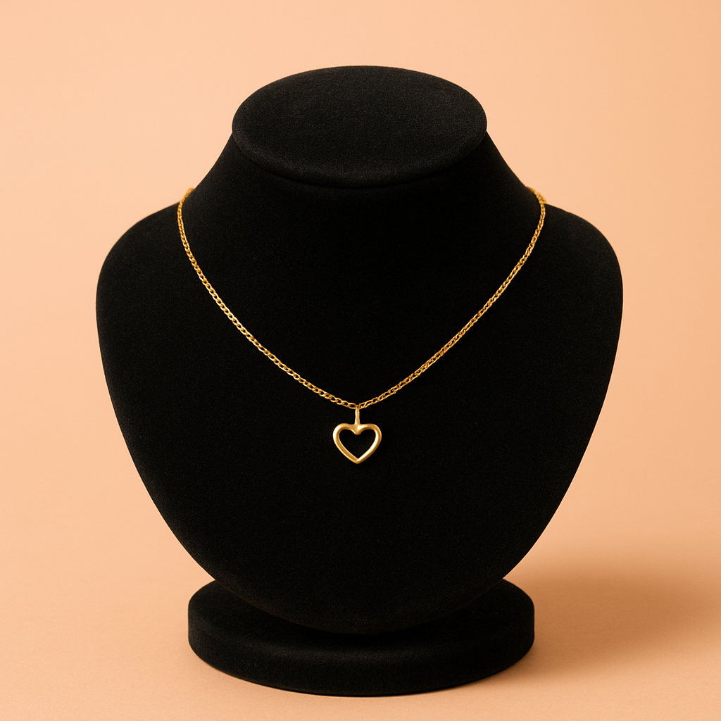 Minimalist Gold Heart Pendant Necklace